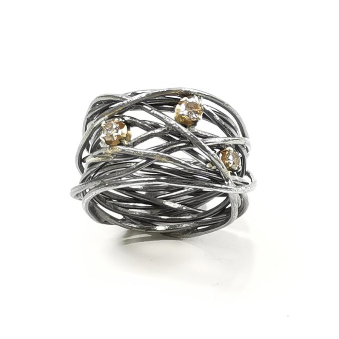Anello filo di Arianna in argento e oro con 3 diamanti fronte