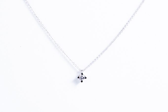 Collana punto luce